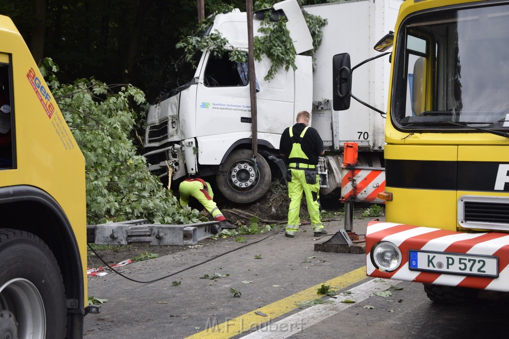 Schwerer VU A 3 Rich Oberhausen Hoehe AK Leverkusen P508.JPG - Miklos Laubert